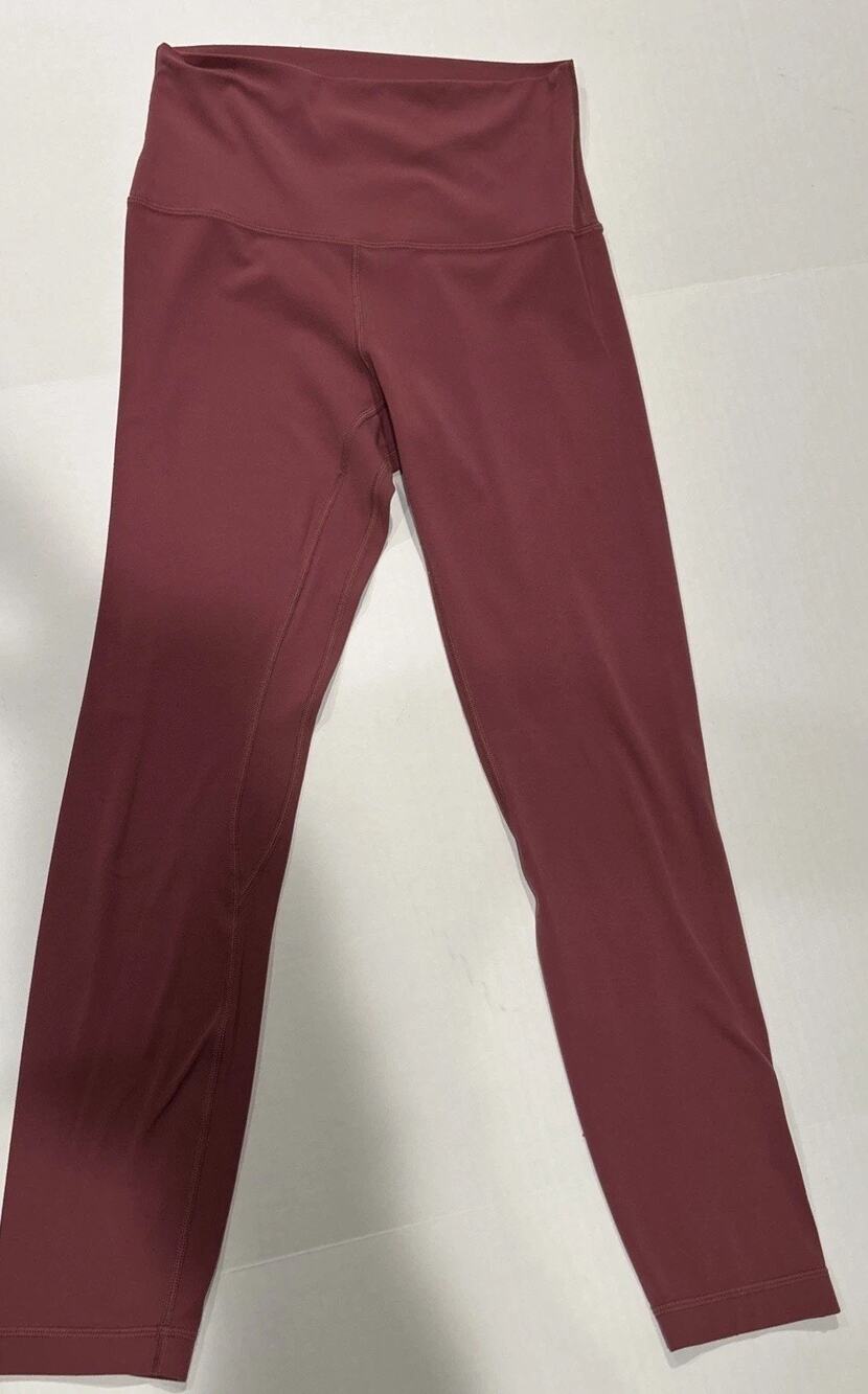 READ Lululemon Women’s Leggings Size 6? Soft Cranberry